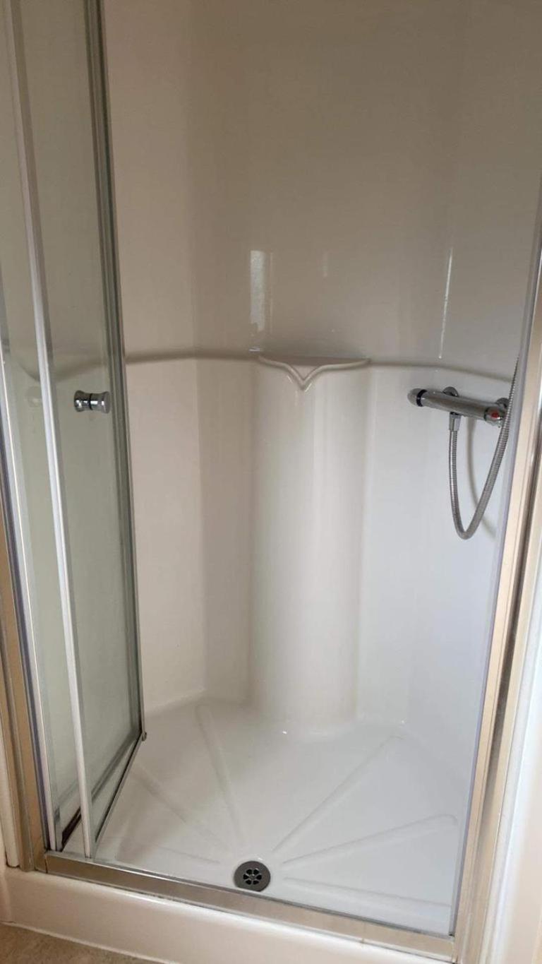 3 Bedroom Family Linen Inc Pets Go Free Chalet Hunstanton